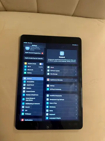 iPad (Wi‑Fi) 9.7 with Home Button - Good Condition Ipad 9