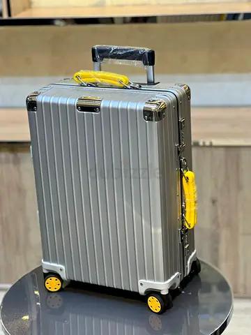 RIMOWA classic silver suitcase