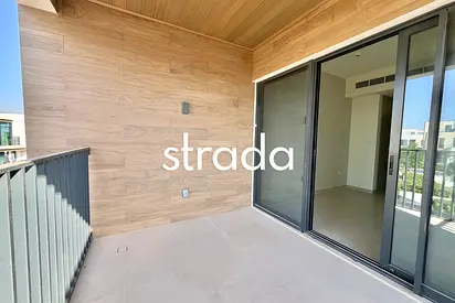 TRIPLEX | VACANT NOW | CORNER PLOT