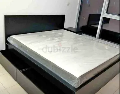 Malam king size bed 180/200cm bed with 2 storage drawers underneath and Ikea mattress is available