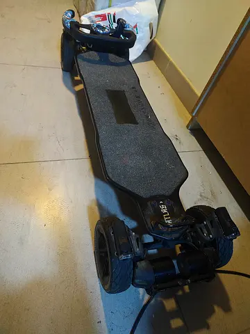 exway atlas All-Terrain Electric Skateboard — 4WD, Large Deck