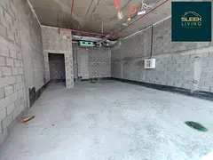 High Exposure | Main road outlet | Multiple Options