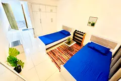 Master room with attached bathroom in a girls-only apartment, suitable for 2 girls. Including parkin