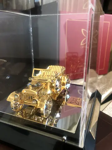 24k gold plated with Swarovski crystals,Crystocraft brand,car figurine