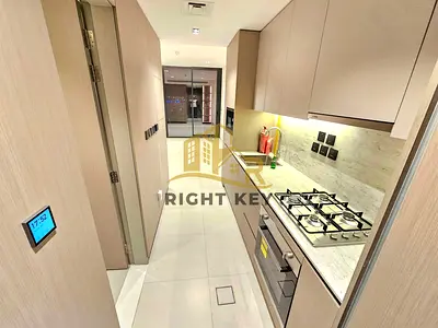 BRAND NEW/ POOL VIEW/ MODREN FITTED KITCHEN / STUDIO/ 45K