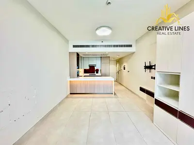 Fitted Kitchen Appliances || Ready To Move spacious Studio Apartment