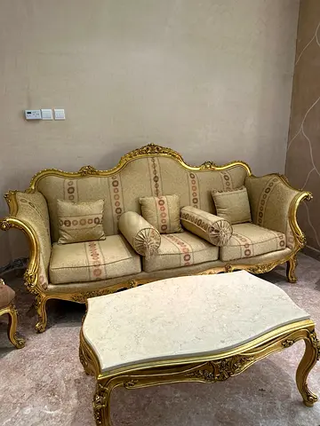 Majlis sofa