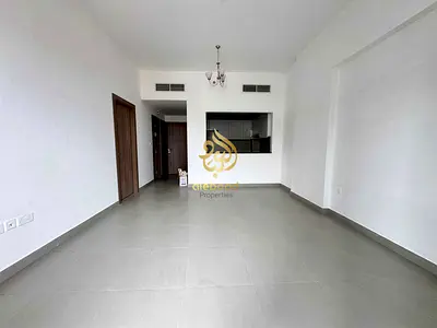 Brand New 1Bedroom Book now for family!