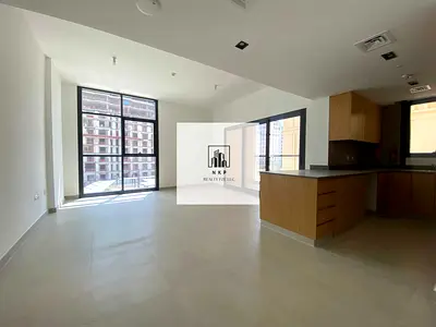 Specious luxury 3bedroom apartment with pool view for rent