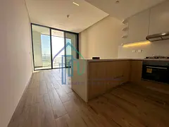 Golf &amp; Downtown View Studio | Balcony | Modern Finishes