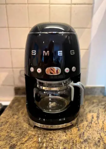 Smeg Drip Coffee Maker - Sleek and Stylish Design