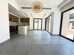 Modern &amp; Spacious 4Bedroom Villa For Rent in La Violeta Villanova