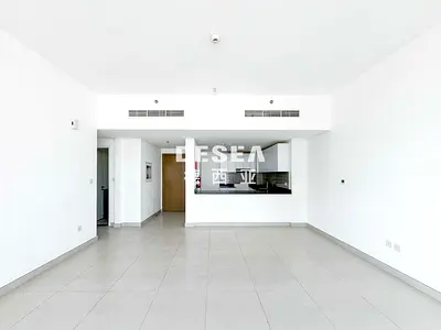 Vacant | Corner Unit | Spacious Layout
