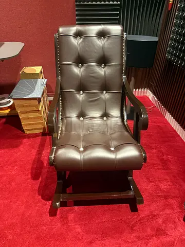 High quality wooden rocking chair