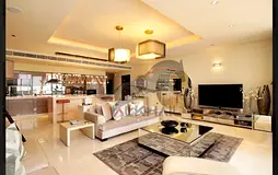 Upgraded 2 Bedroom Converted to 3 Bedroom + Maid | Fully Furnished | Full Sea &amp; Palm Views