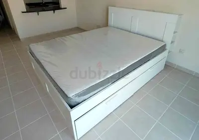 IKEA brimnessking size 180×200cm bed frame with headboard+ 4 big storage drawers with IKEA mattress