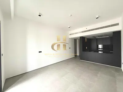 Vacant | Fitted Kitchen | Spacious Layout