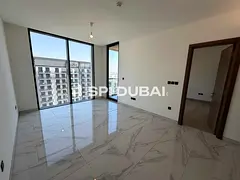 1BR Apartment | Crest Grande | Downtown &amp; Skyline View | Unfurnished