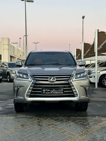 Lexus LX 570 Platinum 2018 | GCC Specs | Pristine Condition