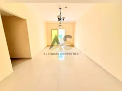 Stunning 2BR Unit ~ Master Room ~ Parking