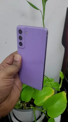 Samsung Galaxy S21fe 5G| 128/8GB| Purple 6.4 Flat FHD+ Dynamic AMOLED 2X, 120Hz adaptive RR