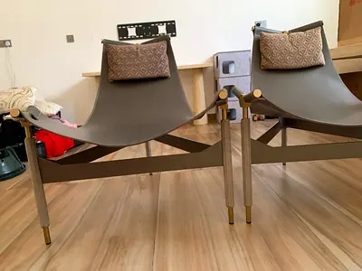 Al Huzaifa two chairs