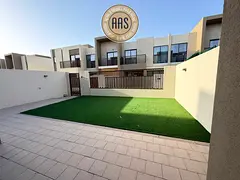 Best Price ! 3BR + Maid’s Townhouse Available For Rent in Villanova