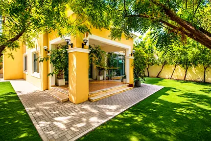 Spacious 4-Bedroom plus Maid | Jumeirah Park