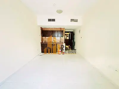 Biggest Size Apartment Studio flat// open kitchen Raedy to move// family building// Close to Al madina shopping center