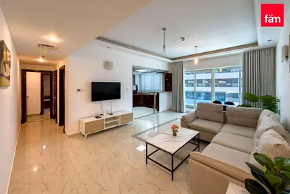 Furnished I Large I Near Metro I 6 Cheques