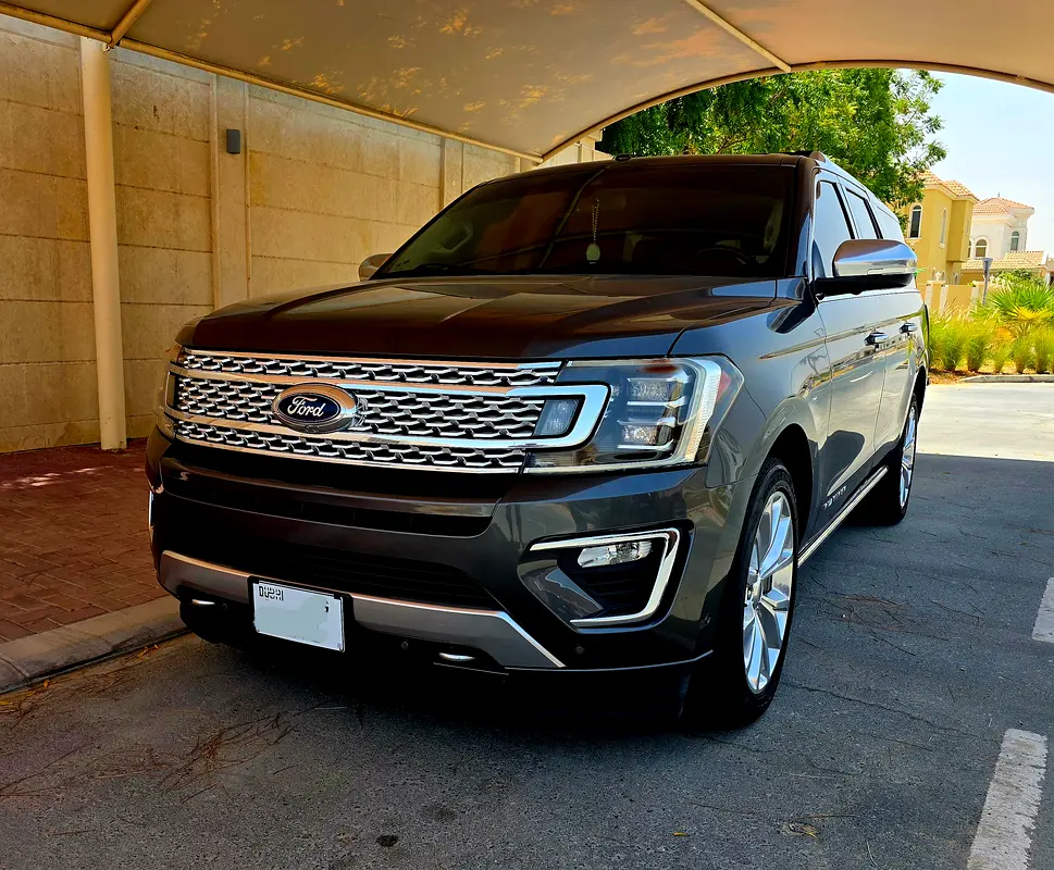 Ford Expedition 2019 — photo 1 of 17