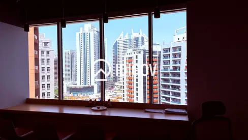 Prime Location|Modern Office Space |Landmark Views