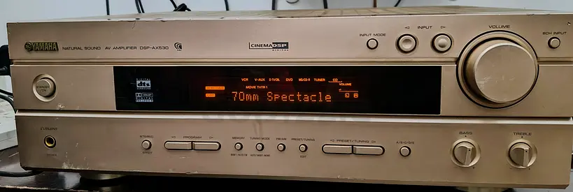 Yamaha amplifier DSP-AX530