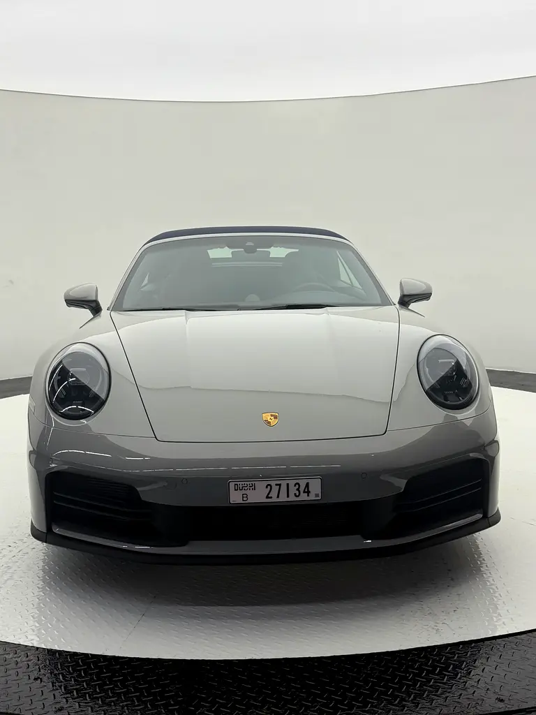 Porsche 911 2025 — photo 1 of 10