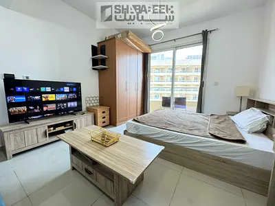 Furnished Studio/ 4 cheques