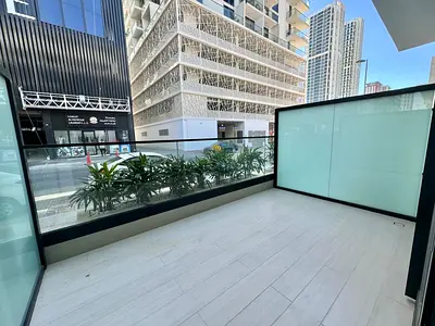 Large Balcony | w/ Kitchen Appliances | Ground Floor