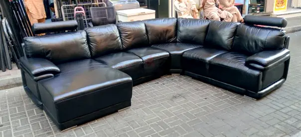 Large Black Leather L-Shaped Corner Sofa with Chaise — Good Condition