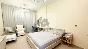 FREE CHILLER // NEAR TO METRO // BALCONY // MULTIPLE OPTIONS AVAILABLE