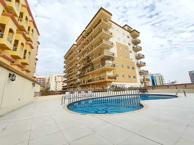 Huge 1 BHk |•| Bright & Spacious Apartment |•| 2 Bathrooms |•| Allah Amniteis