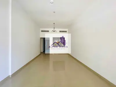 Ready to Move/ Semi-closed kitchen/ Spacious