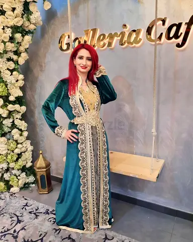 Kaftan / Abaya with Gold Embroidery (brand new) قفطان مغربي
