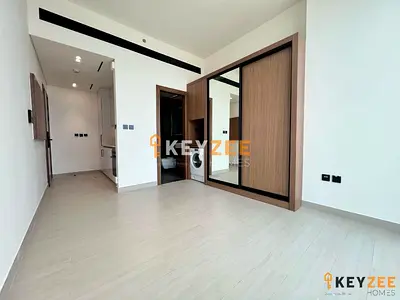 SPACIOUS STUDIO | PRIME LOCATION