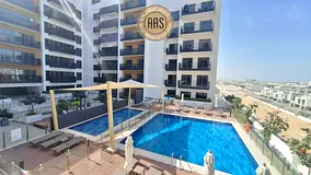 Ready To Move 2bhk Flat Available With Chiller Free And Kitchen Appliances
