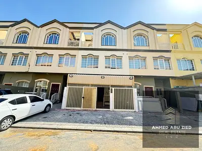الحق ما تلحق اب تاون  3 غرف وصاله /مساحه كبيره/مطبخ واسع / بلكونه / 3 حمام / تشطيبات مودرن /لوكيشن مميز سهل الوصول لدبي والشارقه / تسهيلات في الدفعات