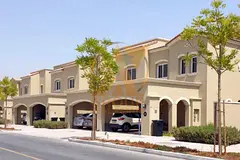 Single Row- Spacious Size 3 bedroom + Maid