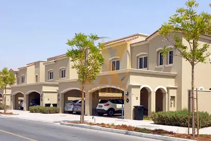 Single Row- Spacious Size 3 bedroom + Maid