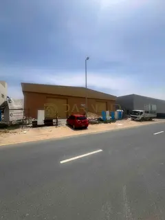 Industrial Warehouse for rent with high voltage