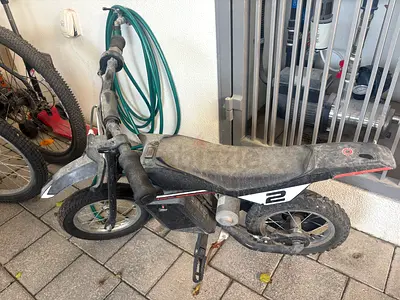 Kids Razor Motorbike (not working)