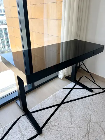 Smart desk with wireless phone charging, aux, usb, usb-c and speakers
