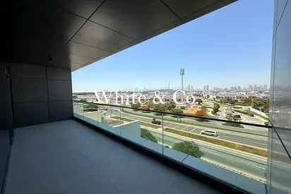 Unfurnished 2BR+Study | Roof residence